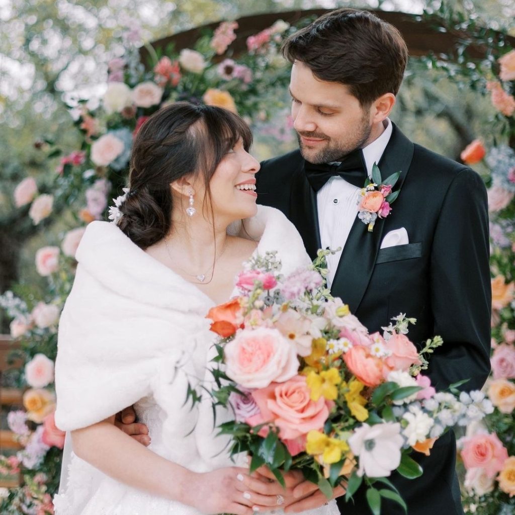 Loving this pastel filled Spring wedding at themilestoneboerne! (the rain was a paid actor) 🌦️⁠ •⁠ •⁠ Brides of Austin