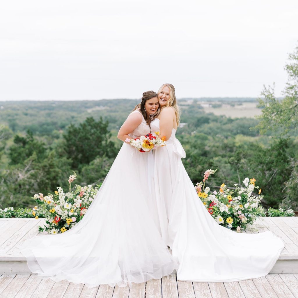 Emily + Alex wanted their wedding to be FUN and FLORAL, we think they absolutely nailed it! 🙌🏽💕 •⁠ •⁠