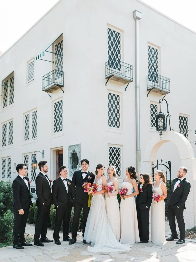 The Diaz’s celebrated the dreamiest outdoor wedding at contemporaryatx – Laguna Gloria. Guests dined at long banquet tables adorned with
