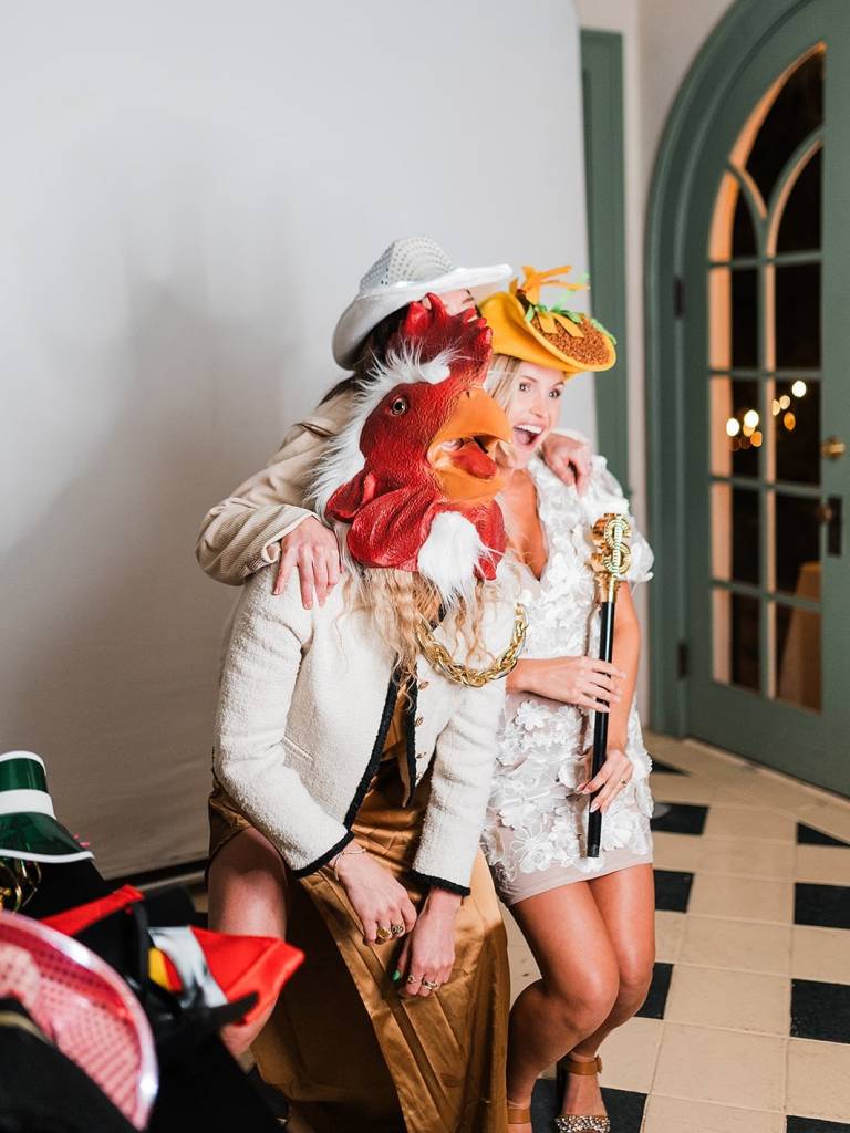 What’s scarier than ghosts? A wedding with no photobooth.⁠ •⁠ •⁠ Wed Society | Austin FEATURED vendors:⁠ Venue: contemporaryatx⁠ Photobooth: