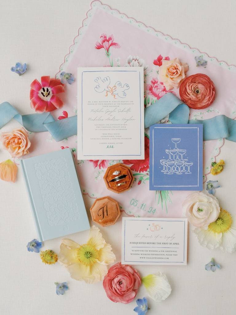 The Haglan wedding beautifully blended bold maximalism with Hawaiian flair. Swipe to see their day!⁠ 🌺 •⁠ •⁠ Wed Society