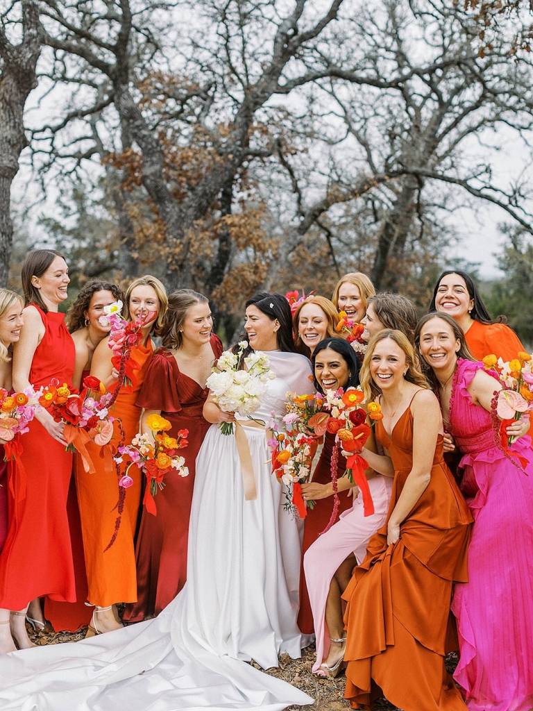 Max + Mattie brought the color and the vibes to swallowseveweddings⁠! ⁠❤️💕 •⁠ •⁠ Wed Society | Austin FEATURED vendors:⁠
