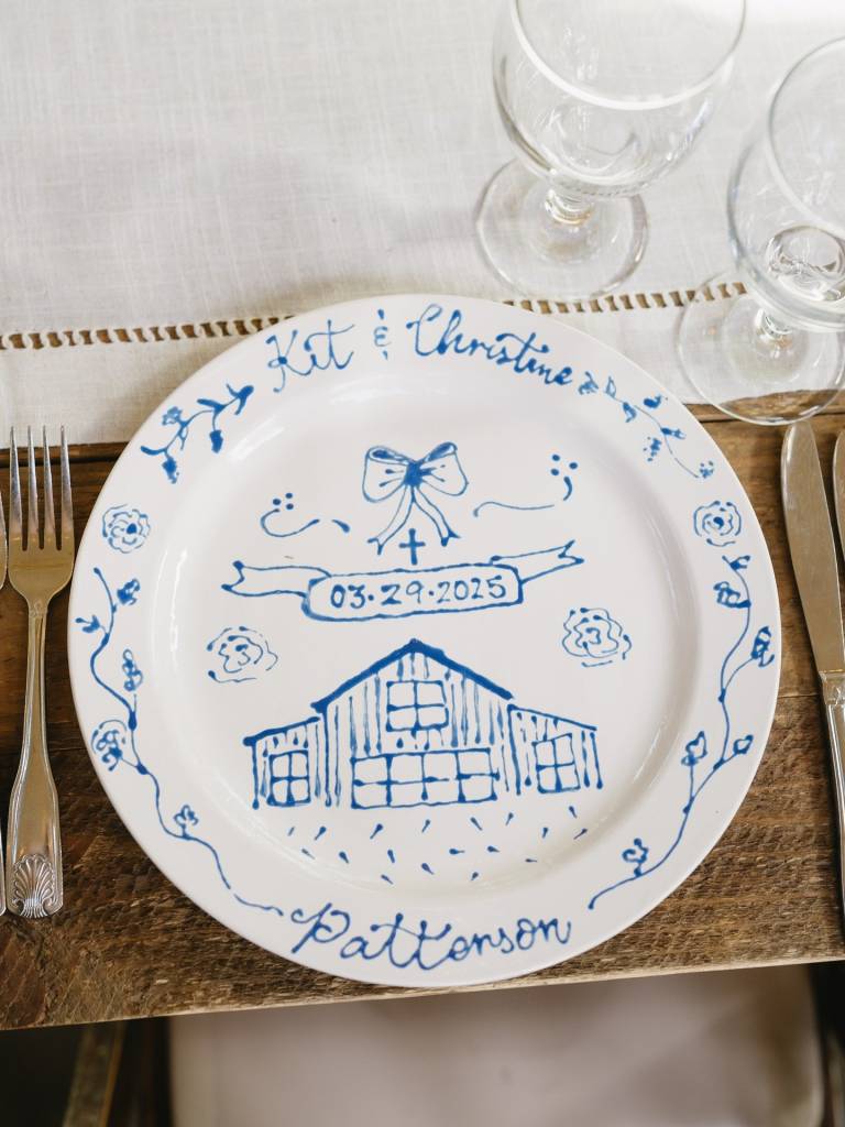 Obsessed with this hand-painted plate for Christine & Kit, the sweetest keepsake to remember their wedding forever. Swipe to see
