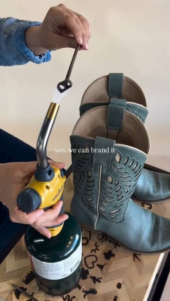 From boots to guitars and cowboy hats, if you own it, @wildchickenbrandingco can brand it! Think new initials, a custom